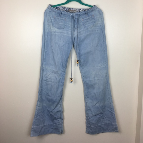 🛍Lucky Brand Chambray Bell Bottom Jeans Mid Rise - Picture 5 of 6